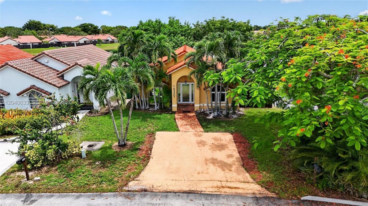 15307 SW 52nd Ter, Miami, FL 33185 Photo
