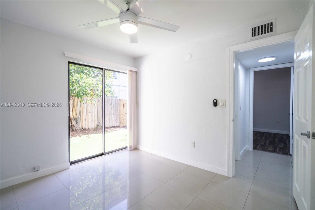 3265 Virginia St , Unit 1, Miami, FL 33133 Photo