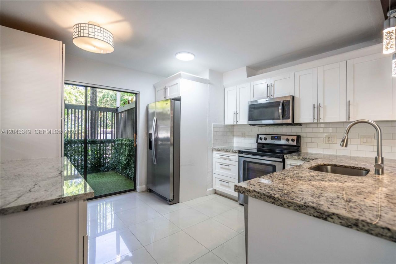 3265 Virginia St , Unit 1, Miami, FL 33133 Photo