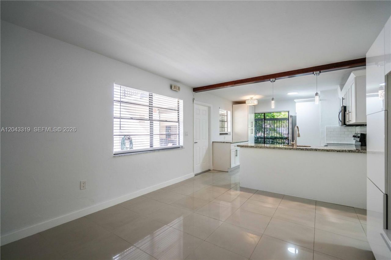 3265 Virginia St , Unit 1, Miami, FL 33133 Photo