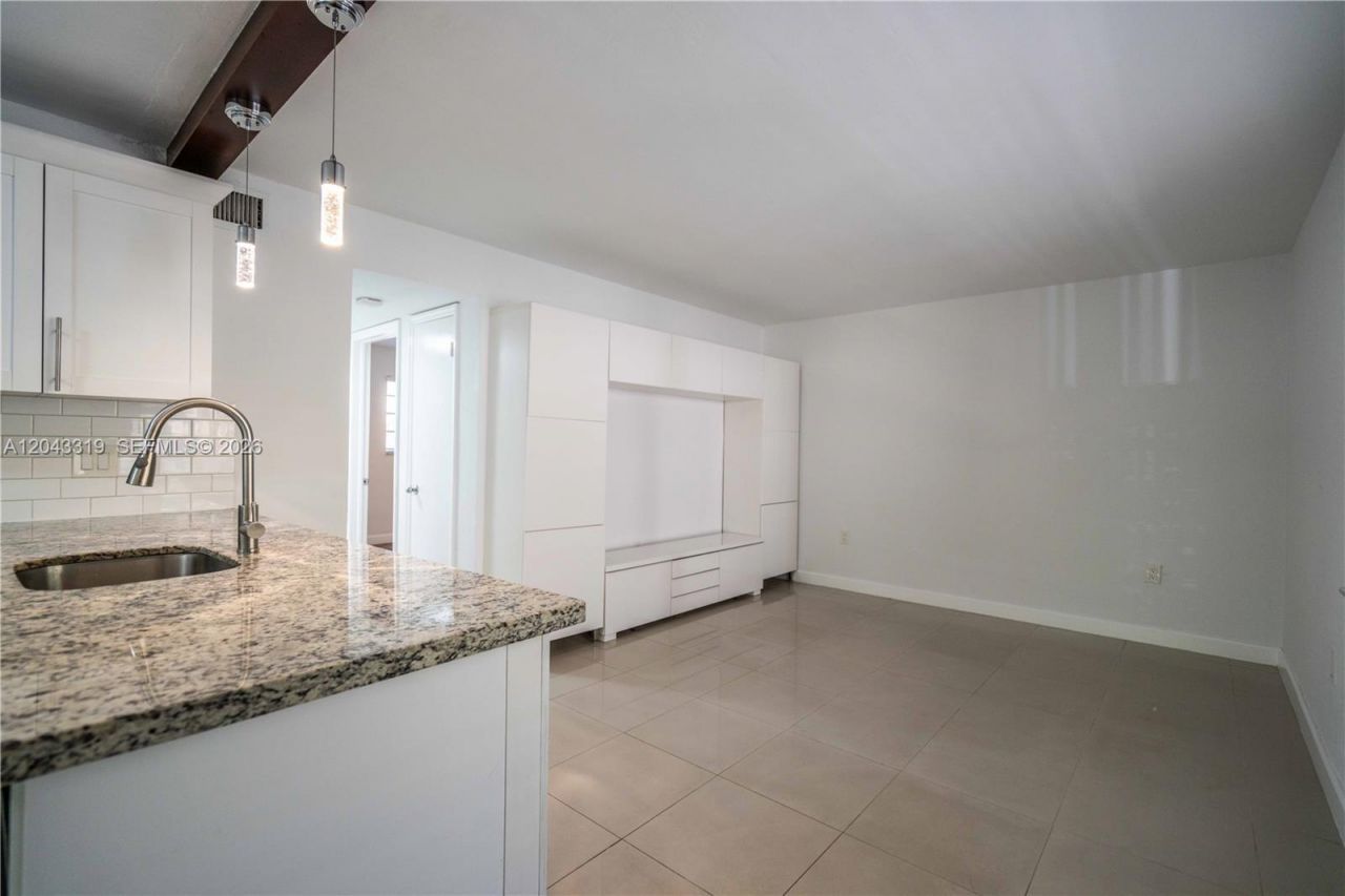 3265 Virginia St , Unit 1, Miami, FL 33133 Photo