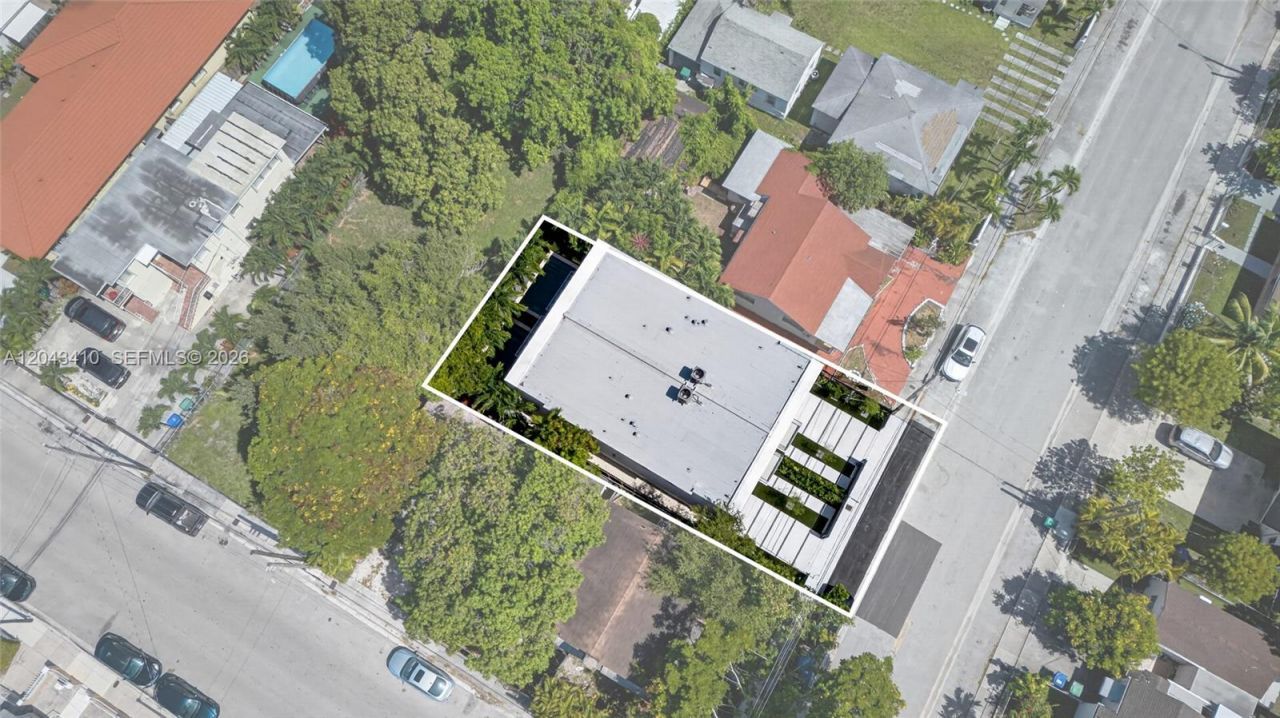 1032 SW 11th Ave , Miami, FL 33130 Photo