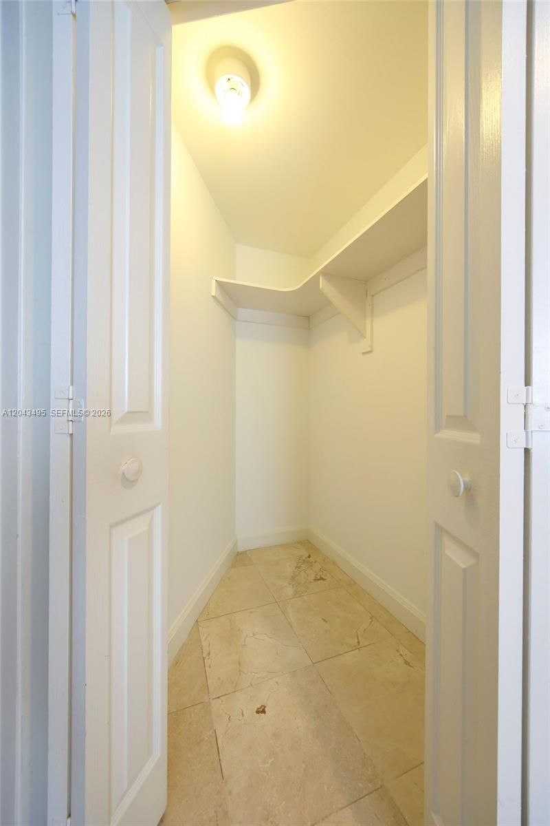 2127 Brickell Ave , Unit 2504, Miami, FL 33129 Photo