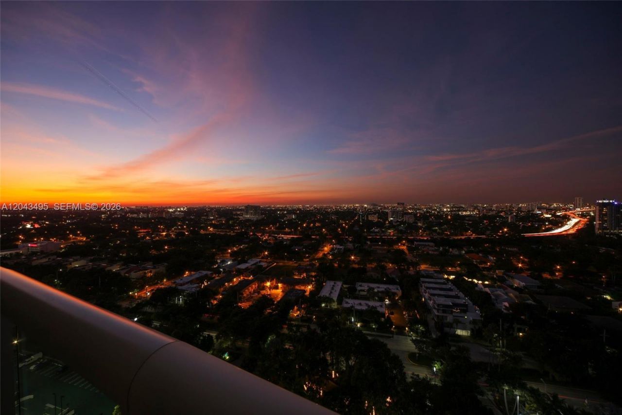 2127 Brickell Ave , Unit 2504, Miami, FL 33129 Photo