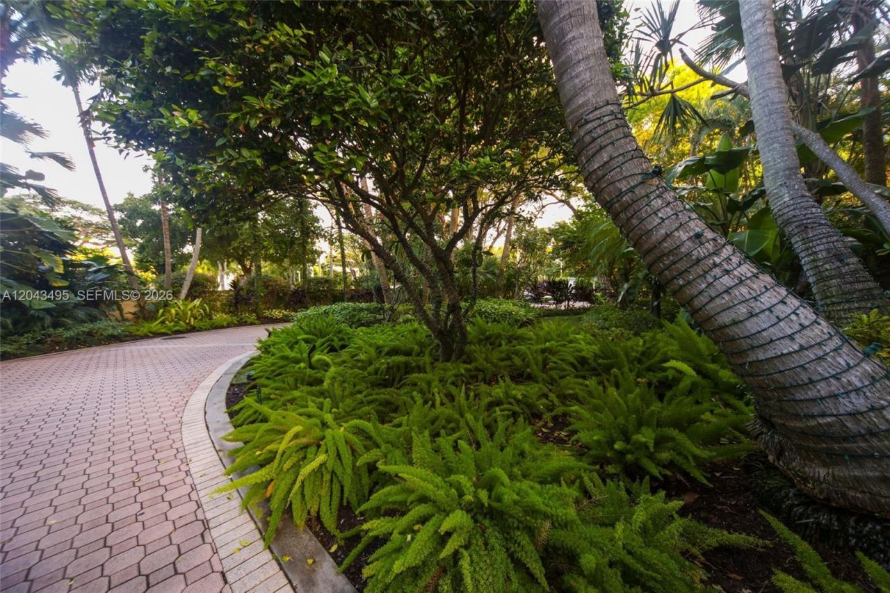 2127 Brickell Ave , Unit 2504, Miami, FL 33129 Photo
