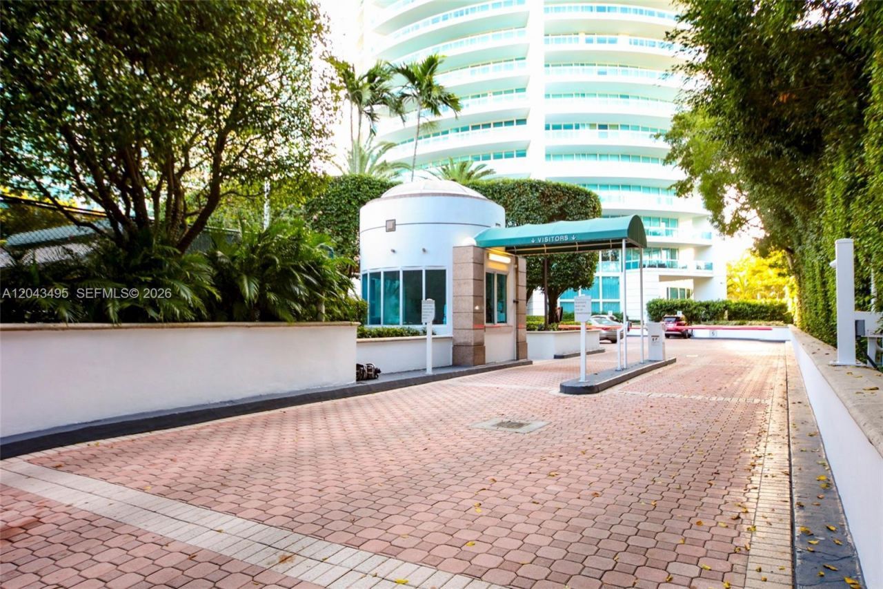 2127 Brickell Ave , Unit 2504, Miami, FL 33129 Photo