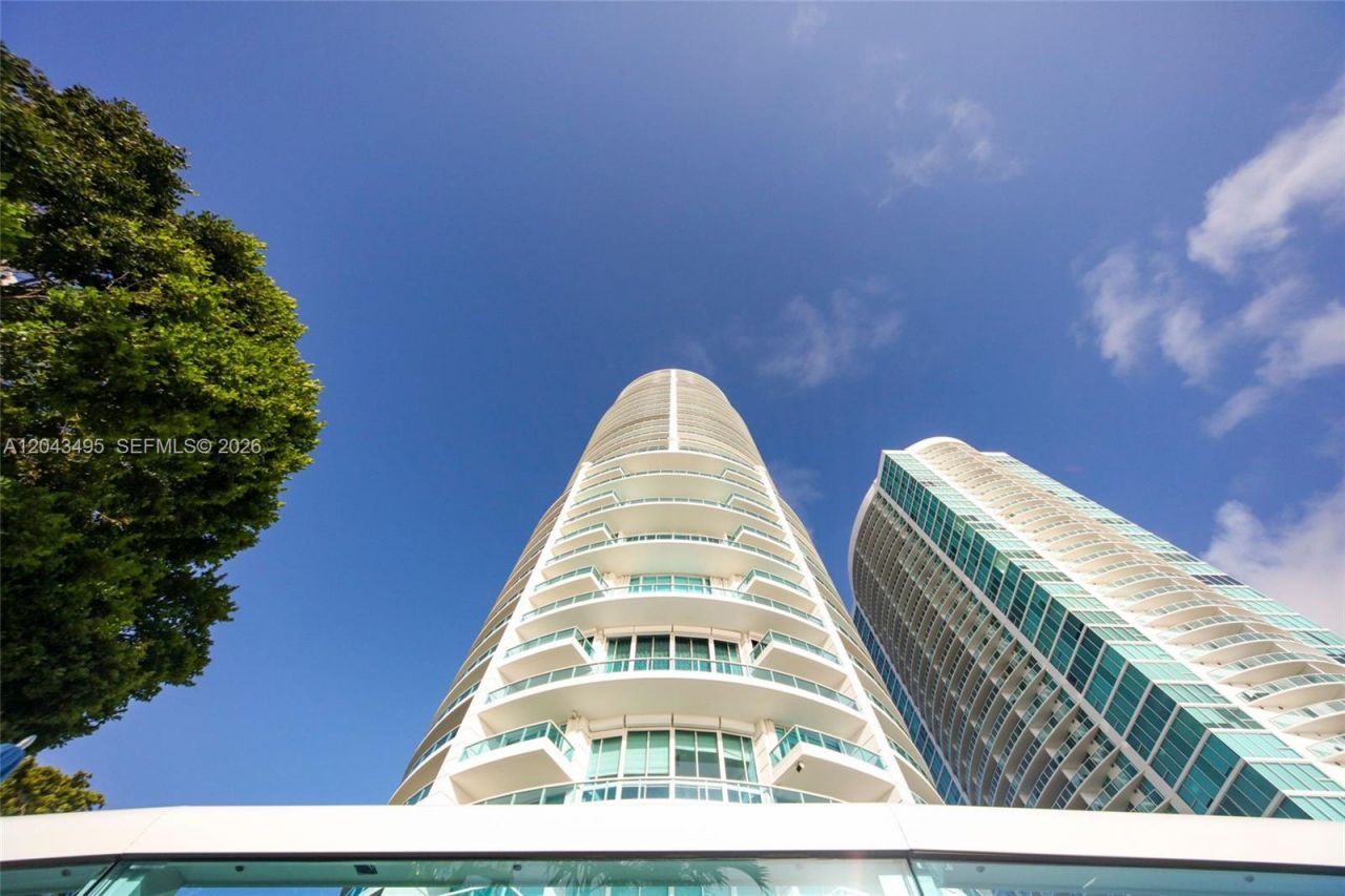 2127 Brickell Ave , Unit 2504, Miami, FL 33129 Photo