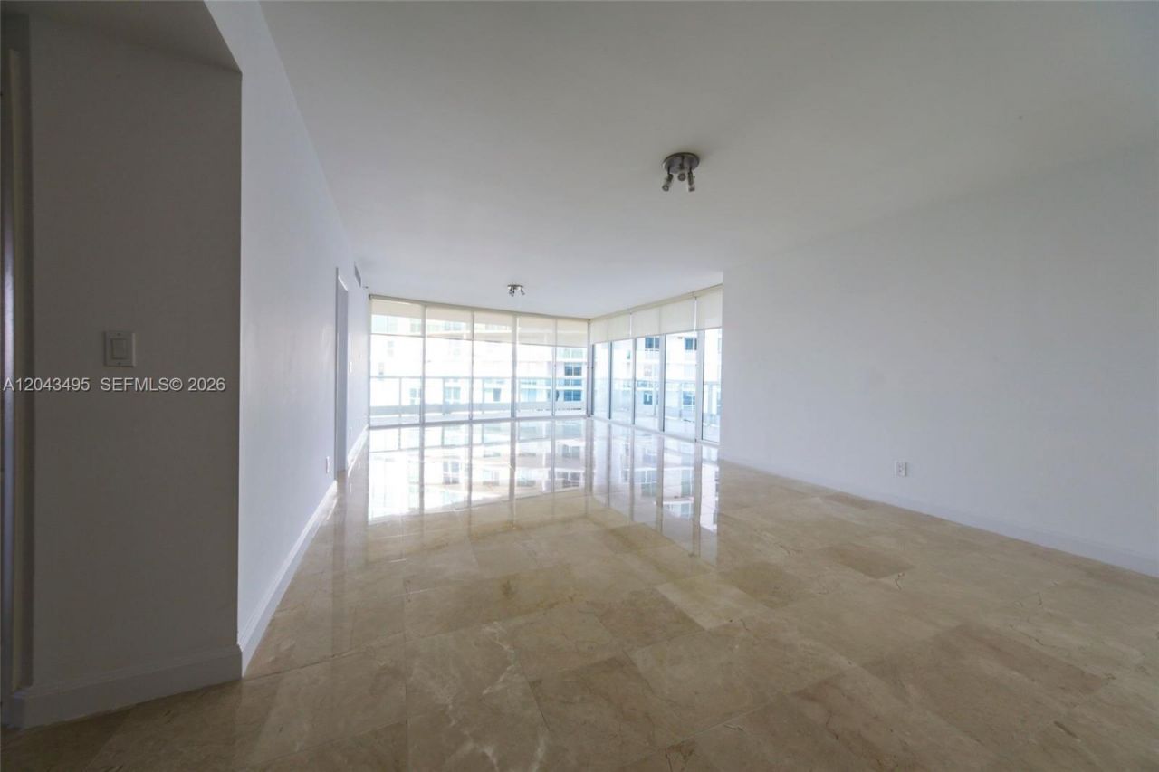 2127 Brickell Ave , Unit 2504, Miami, FL 33129 Photo