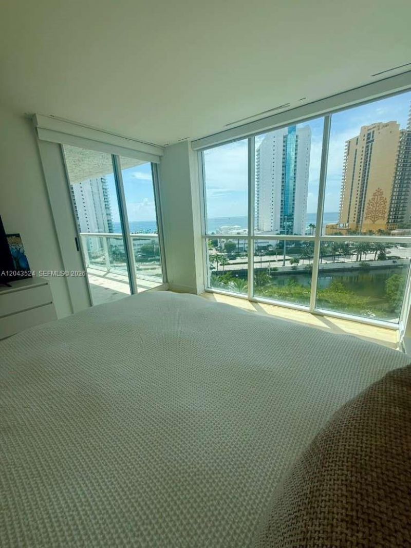 16400 Collins Ave, Unit 942, Sunny Isles Beach, FL 33160 Photo