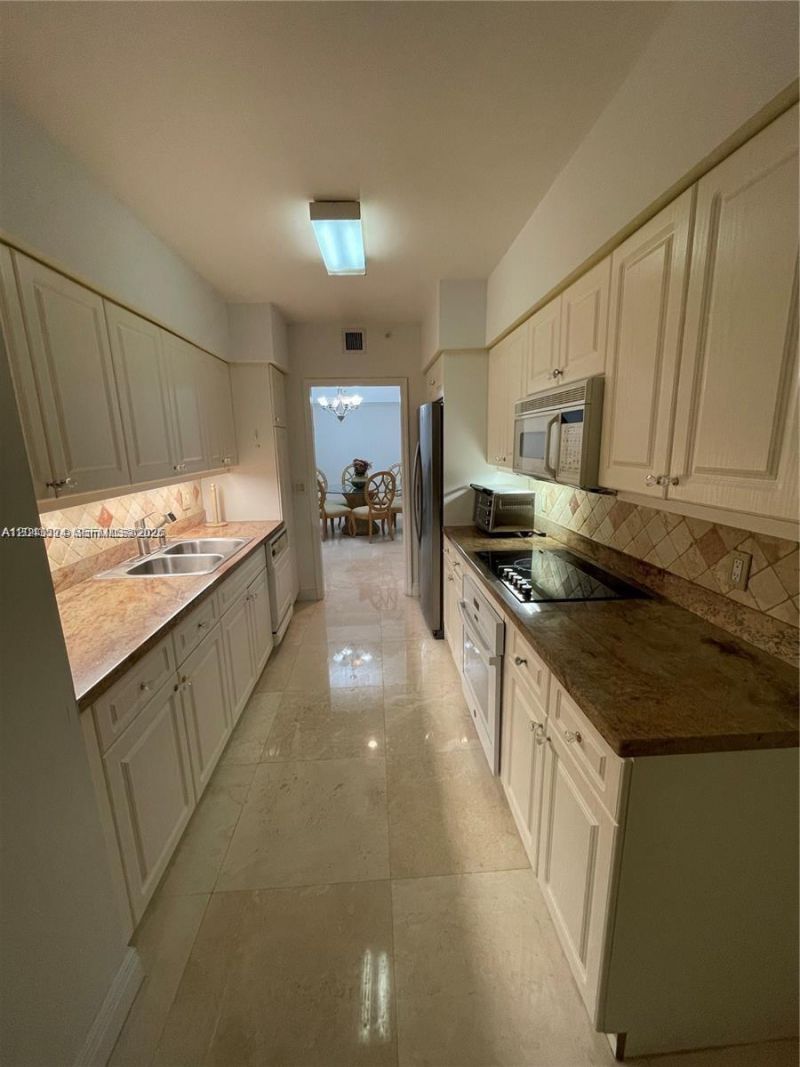 16400 Collins Ave , Unit 942, Sunny Isles Beach, FL 33160 Photo