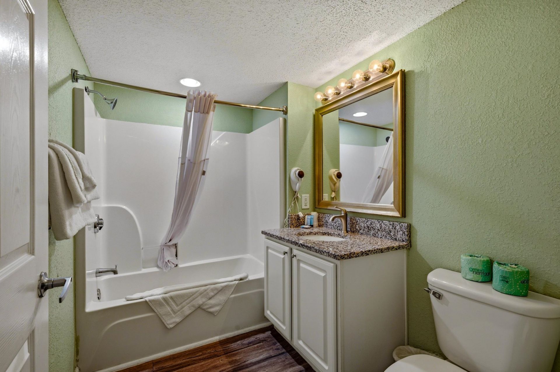 2007 S Ocean Blvd.  Photo 11