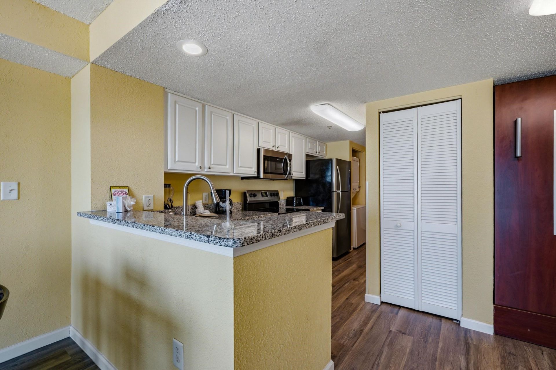 2007 S Ocean Blvd.  Photo 8