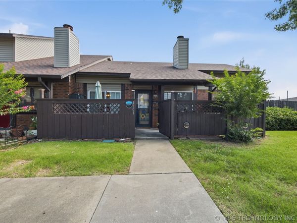 1307 S 111th East Avenue, Unit 30-4A, Tulsa, OK 74104