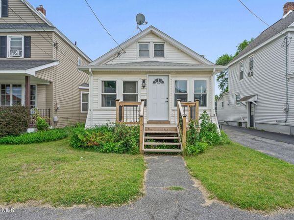 2726 Denver Avenue, Schenectady, NY 12306