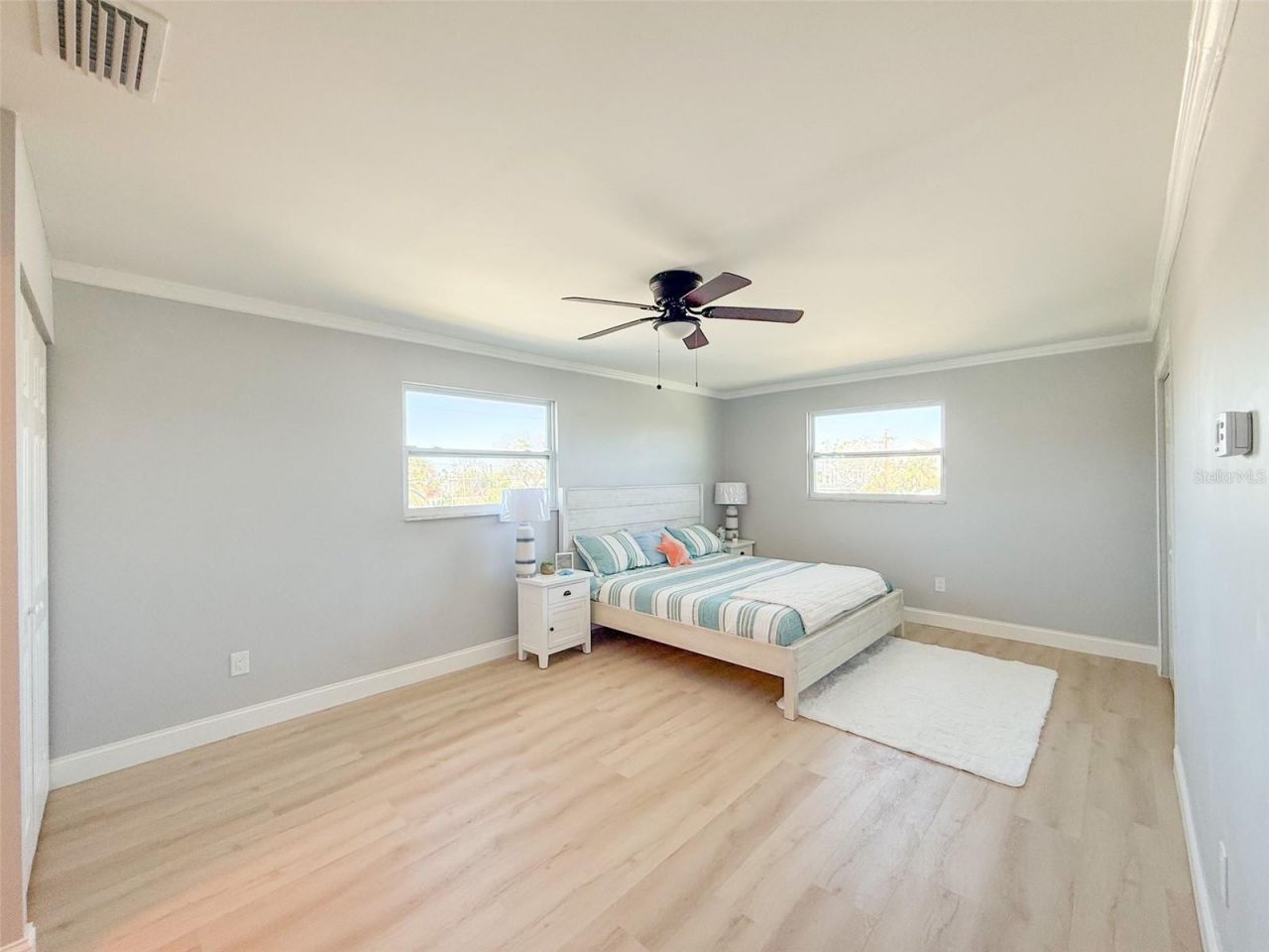 13290 3rd Street E, Madeira Beach, FL 33708 Photo