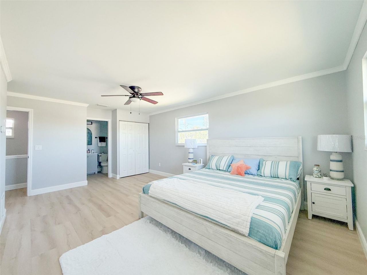 13290 3rd Street E, Madeira Beach, FL 33708 Photo