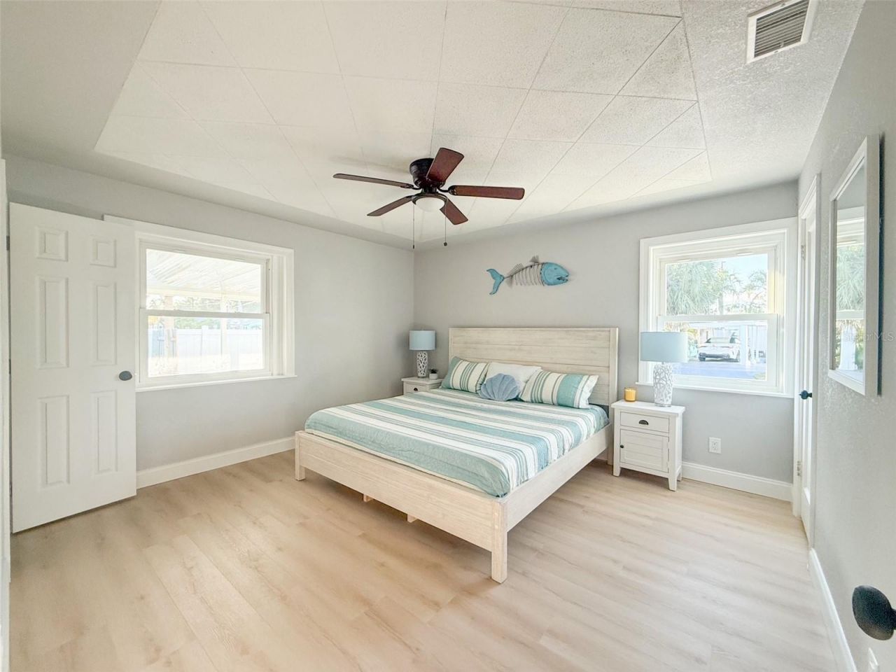 13290 3rd Street E, Madeira Beach, FL 33708 Photo