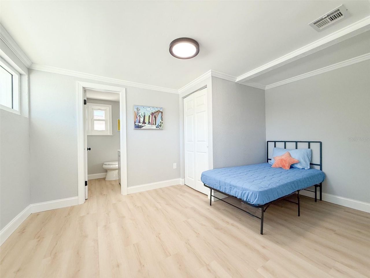 13290 3rd Street E, Madeira Beach, FL 33708 Photo
