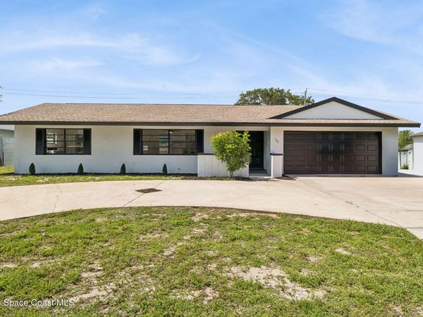 381 E Riviera Boulevard , Indialantic, FL 32903