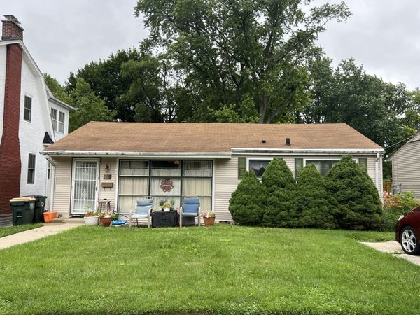 Mundelein, IL 60060