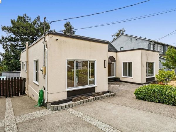 1120 Warfield Ave, Piedmont, CA 94610