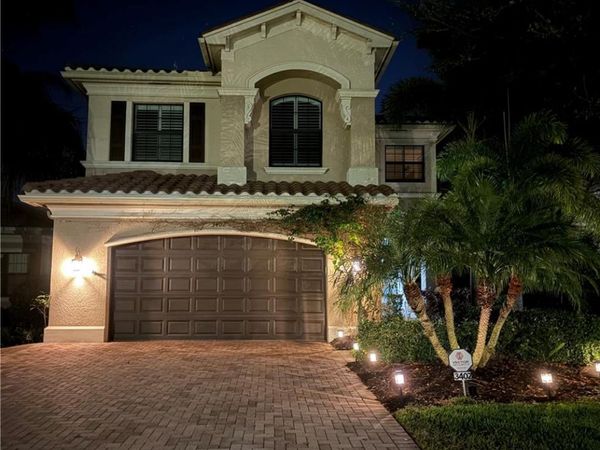 3402 Tigris LN , NAPLES, FL 34119
