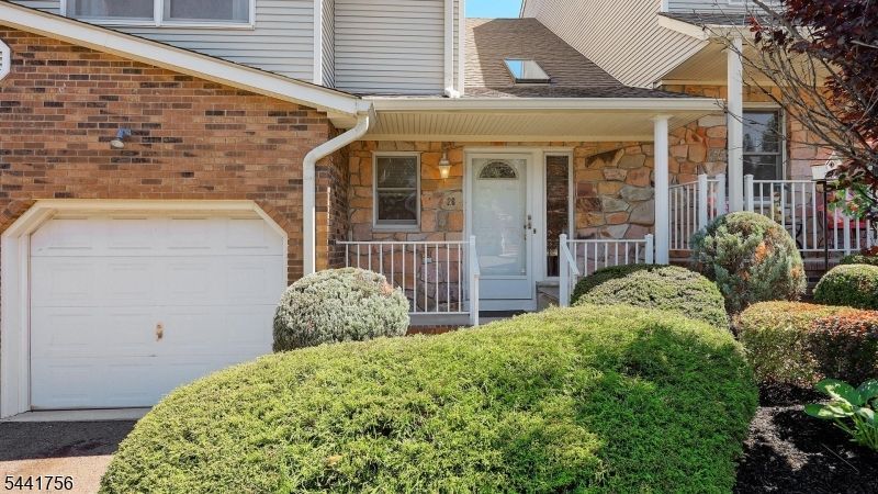 675 Raritan Rd, Clark, NJ 07066 Main Photo