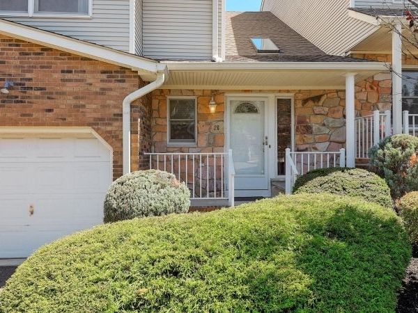 675 Raritan Rd, Clark, NJ 07066