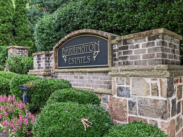 810 Sapphire Lane, Sugar Hill, GA 30518