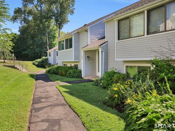 17 Brookwood, Unit B, Rocky Hill, CT 06067