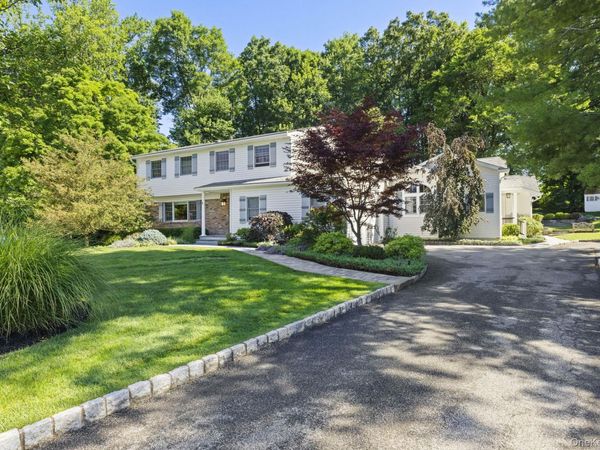 4 Dolphin Road , New City, NY 10956