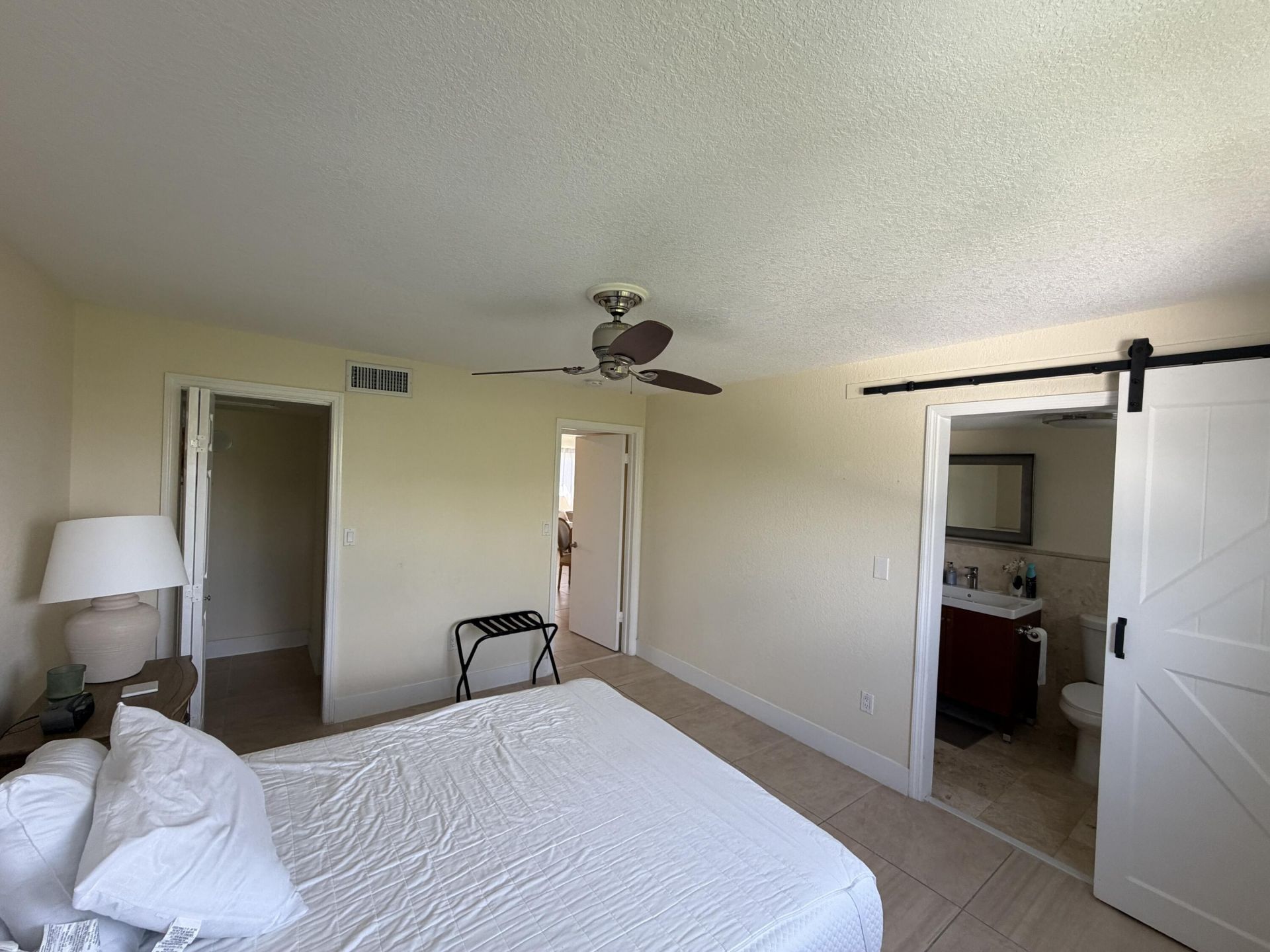 1020 94th Street, Unit 403, Bay Harbor Islands, FL 33154 Photo