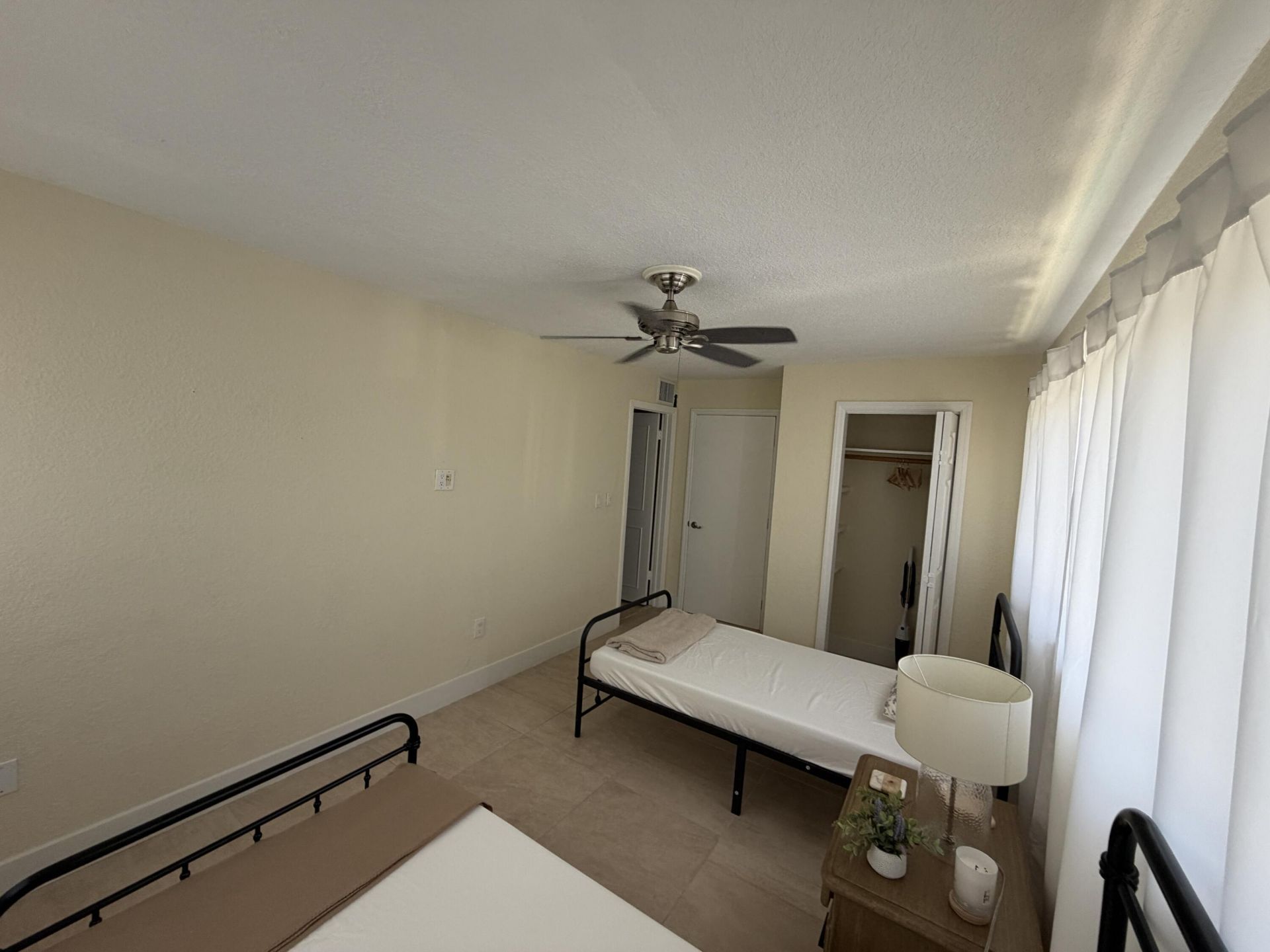 1020 94th Street, Unit 403, Bay Harbor Islands, FL 33154 Photo