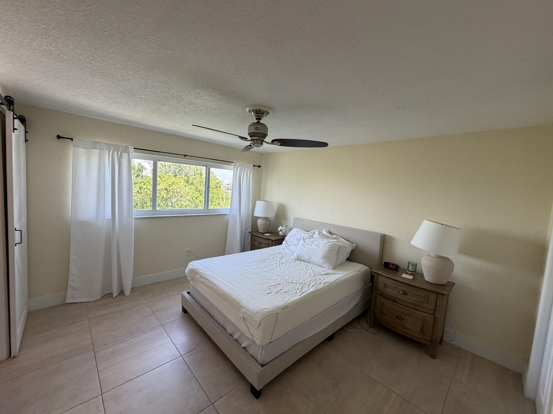 1020 94th Street, Unit 403, Bay Harbor Islands, FL 33154 Photo
