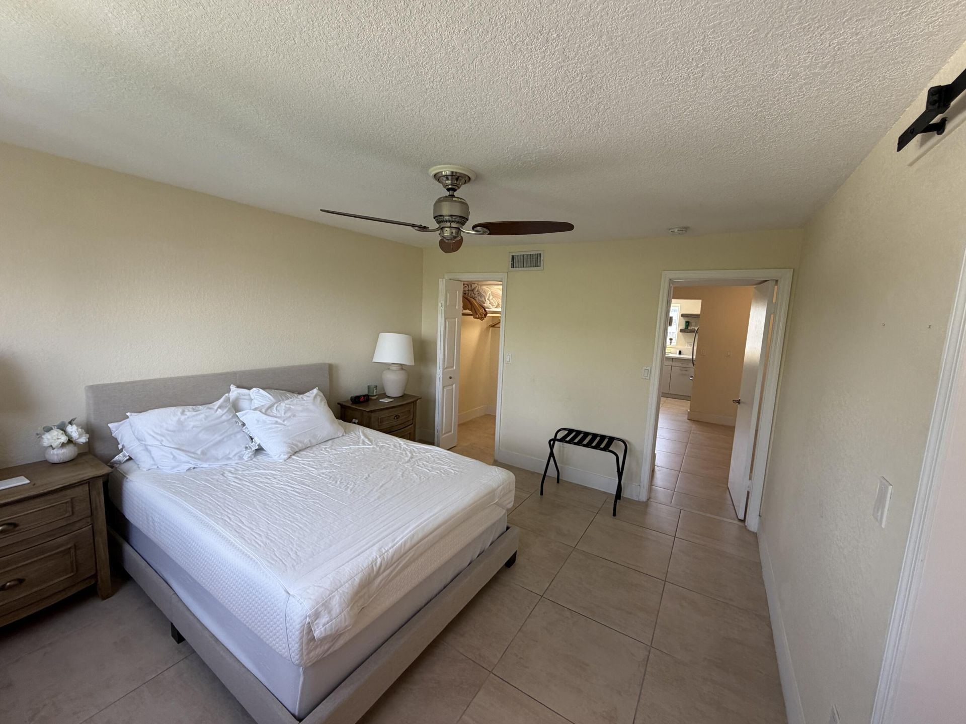 1020 94th Street, Unit 403, Bay Harbor Islands, FL 33154 Photo