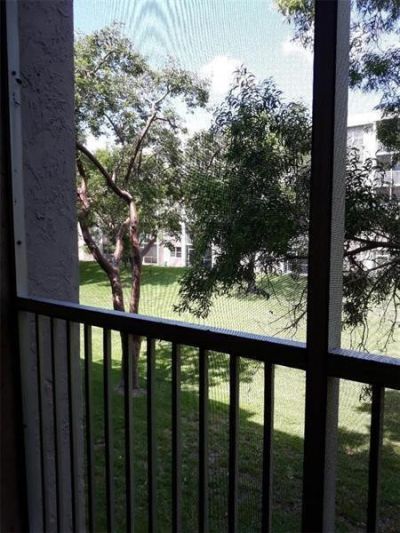 1100 NW 87th Avenue, Unit 204, Coral Springs, FL 33071 Photo