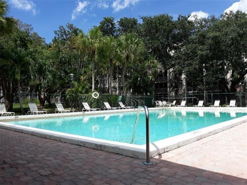 1100 NW 87th Avenue, Unit 204, Coral Springs, FL 33071 Photo