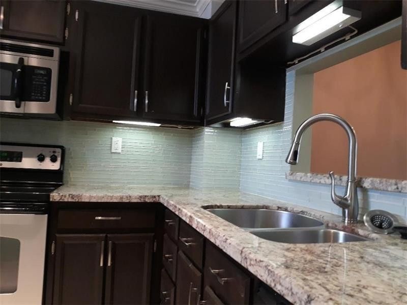 1100 NW 87th Avenue, Unit 204, Coral Springs, FL 33071 Photo