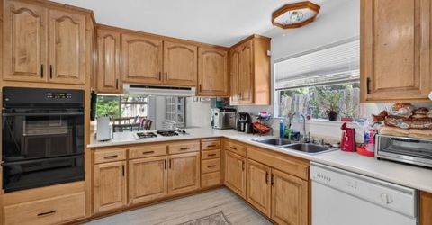 2615 Water Tree Way, Sacramento, CA 95826 Photo