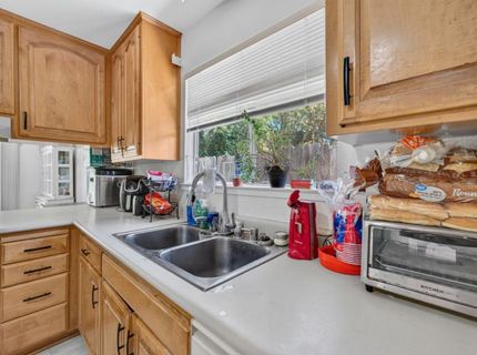 2615 Water Tree Way, Sacramento, CA 95826 Photo