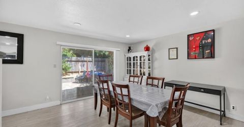 2615 Water Tree Way, Sacramento, CA 95826 Photo