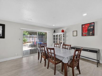 2615 Water Tree Way, Sacramento, CA 95826 Photo