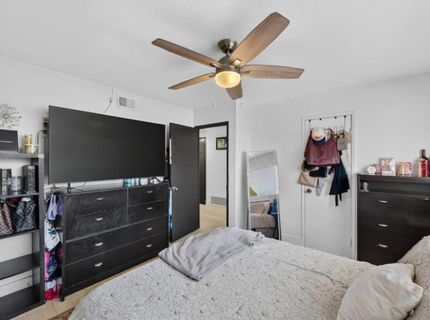 2615 Water Tree Way, Sacramento, CA 95826 Photo