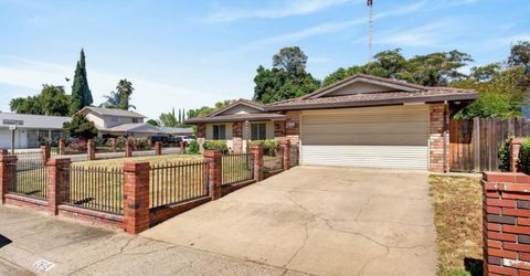 2615 Water Tree Way, Sacramento, CA 95826 Photo