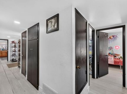 2615 Water Tree Way, Sacramento, CA 95826 Photo