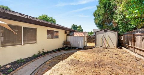 2615 Water Tree Way, Sacramento, CA 95826 Photo