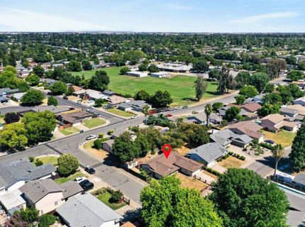 2615 Water Tree Way, Sacramento, CA 95826 Photo
