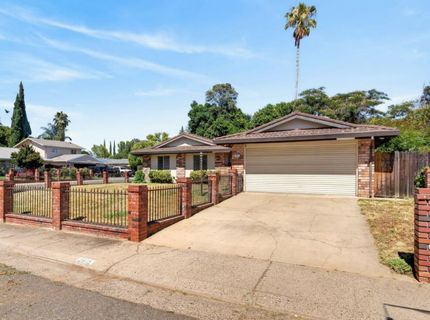 2615 Water Tree Way, Sacramento, CA 95826 Photo