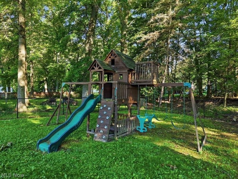 136 Pinehurst Road, Munroe Falls, OH 44262 Photo 41