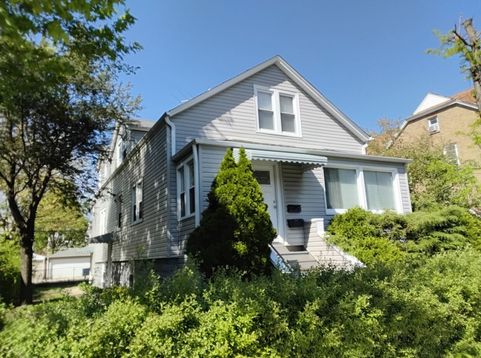 Main Photo